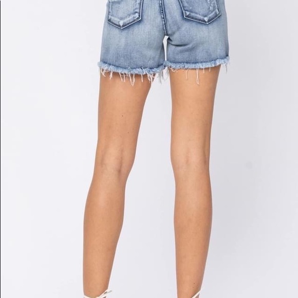 Judy Blue Mid Rise Patch Washout Cut Off Denim Shorts - Picture 3 of 5